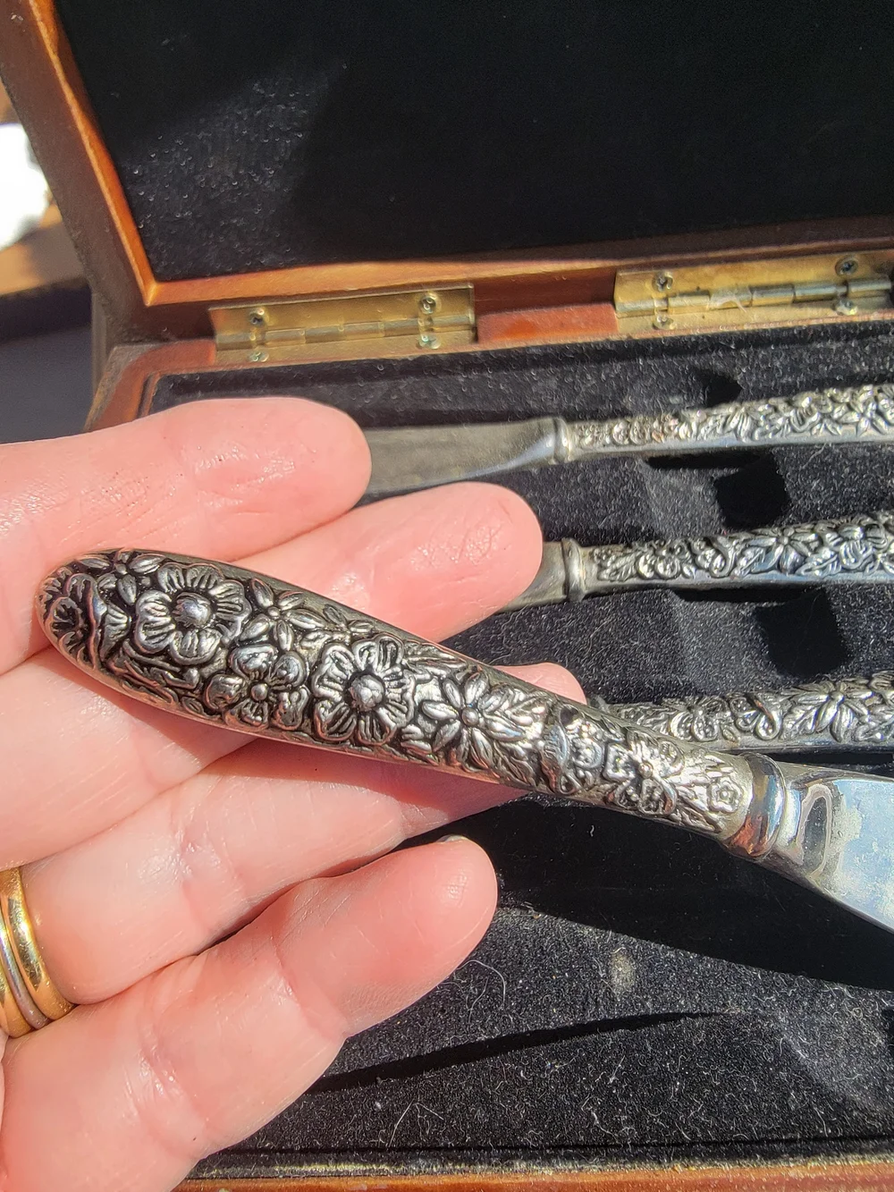 Vintage Silver Plated Godinger Floral-Handle Butter Knife Set